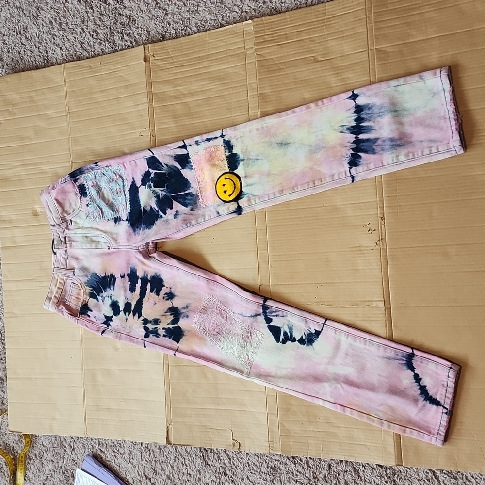 Dolls Kill Poster Grl twisted rhythm patched tie dye jeans-XS
